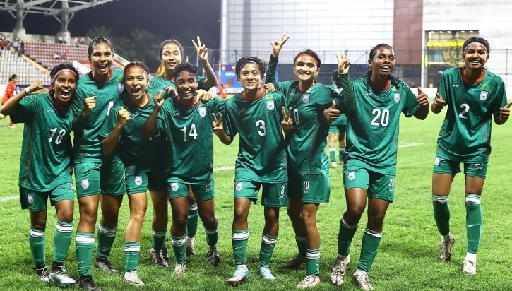নেপা‌লের বিরু‌দ্ধে শ্বাসরুদ্ধকর জয় বাংলা‌দেশ নারী দ‌লের